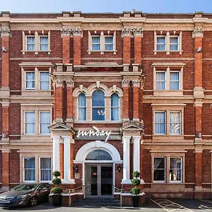 https://mercure-exeter-rougemont-ex4-3sp.cardiffhotelswales.com