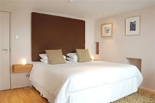 Bed and Breakfast Brightonwave 4*, Hove Velká Británie