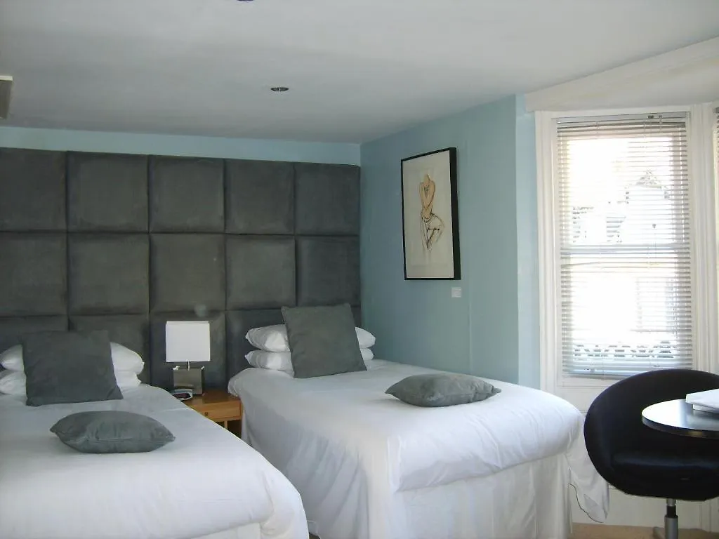 Bed and Breakfast Brightonwave 4*, Hove Velká Británie